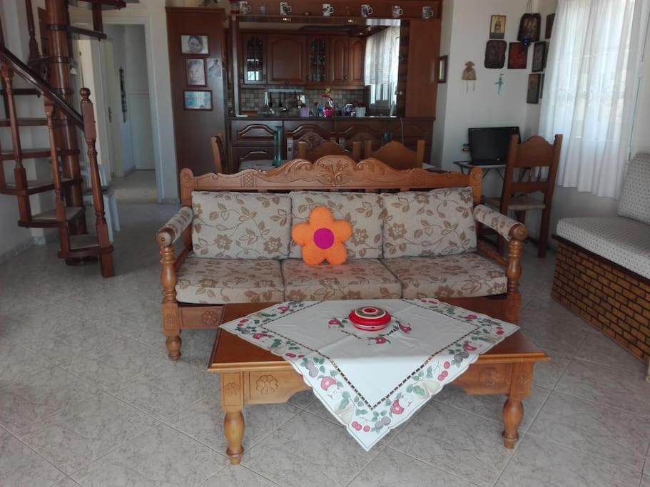 Apartament Pan Family House Fira  Zewnętrze zdjęcie