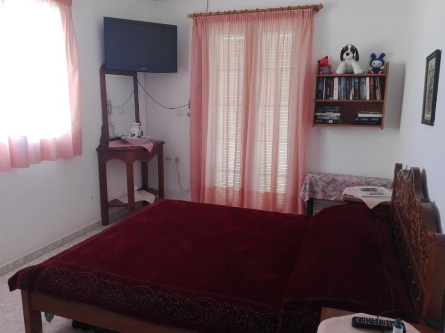 Apartament Pan Family House Fira  Zewnętrze zdjęcie